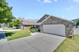 2494 N Dorchester Ave, Harrisville, UT 84414 - Photo 4
