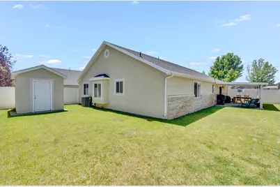 2494 N Dorchester Ave, Harrisville, UT 84414 - Photo 26