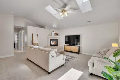 2494 N Dorchester Ave, Harrisville, UT 84414 - Photo 8