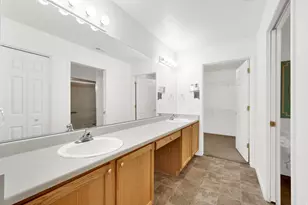 2136 W Jordan Villa Dr, West Jordan, UT 84088 - Photo 24