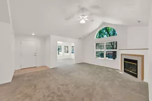 2136 W Jordan Villa Dr, West Jordan, UT 84088 - Photo 10