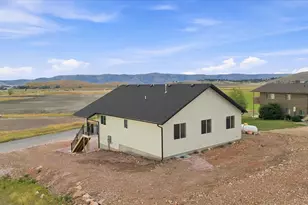 2513 S Country Club Dr, Garden City, UT 84028 - Photo 48