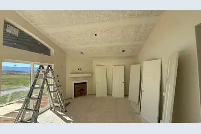 2513 S Country Dr, Garden City, UT 84028 - Photo 4