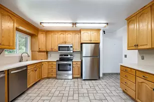 385 E Brahma Dr, Murray, UT 84107 - Photo 8