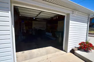 73 S Broadway St, Tooele, UT 84074 - Photo 8
