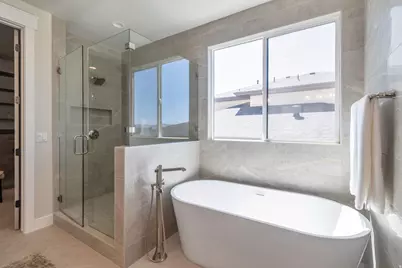 1123 E 200 S, Pleasant Grove, UT 84062 - Photo 32