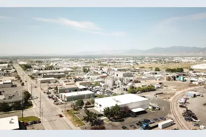 1480 S Pioneer Rd, Salt Lake City, UT 84104 - Photo 2