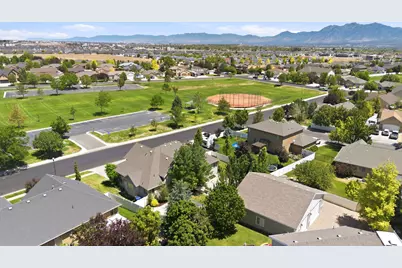 5433 W Toscana Way, Herriman, UT 84096 - Photo 38