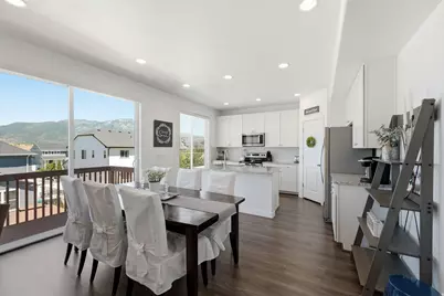 1569 E 3175 N, Layton, UT 84040 - Photo 8