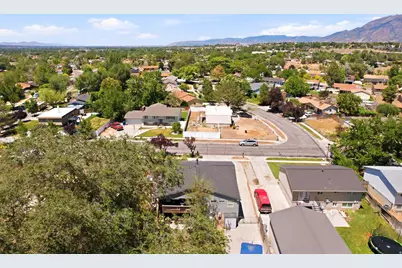 1174 Violet Dr, Sandy, UT 84094 - Photo 44