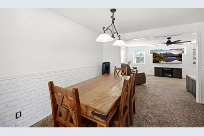 1174 Violet Dr, Sandy, UT 84094 - Photo 10
