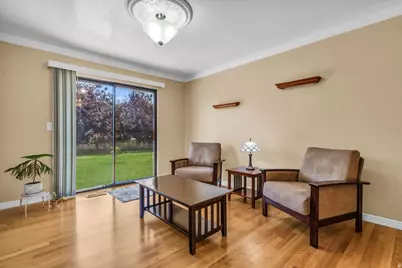 2339 N Joni Dr E, Layton, UT 84040 - Photo 6