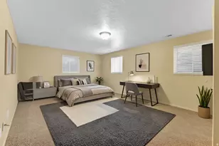 2339 N Joni Dr E, Layton, UT 84040 - Photo 10