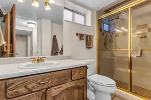 2339 N Joni Dr E, Layton, UT 84040 - Photo 16
