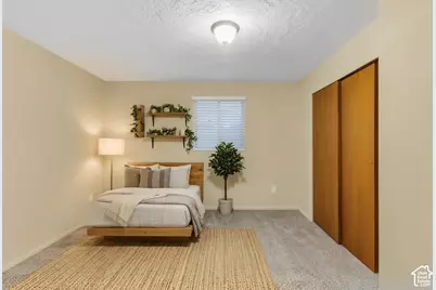 2339 N Joni Dr E, Layton, UT 84040 - Photo 14