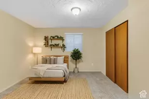 2339 N Joni Dr E, Layton, UT 84040 - Photo 14