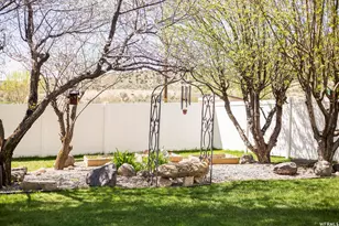 468 S 3500 W, Vernal, UT 84078 - Photo 12