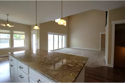 731 S 45 E, Vineyard, UT 84059 - Photo 12