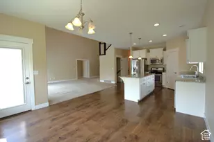 731 S 45 E, Vineyard, UT 84059 - Photo 14