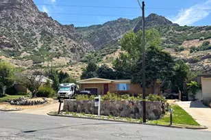 580 Simoron Dr, Ogden, UT 84405 - Photo 2
