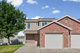 652 W 800 N, Clinton, UT 84015 - Photo 1