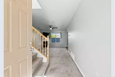 652 W 800 N #45, Clinton, UT 84015 - Photo 4
