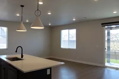 3902 E Fossil Way, Washington, UT 84780 - Photo 4