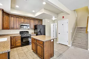 7054 S Greensand Dr W, West Jordan, UT 84084 - Photo 10