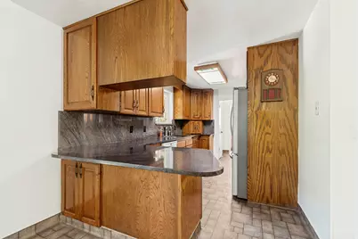 1602 Nicklaus Cir, Sandy, UT 84092 - Photo 6