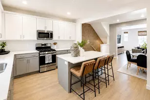 11018 S Lake Run Rd, South Jordan, UT 84009 - Photo 2