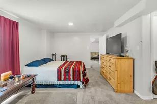 1164 W Old Hollow Way, West Jordan, UT 84084 - Photo 20