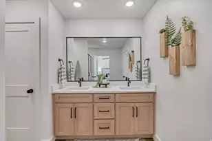 628 E Garden Grove Way, Eagle Mountain, UT 84005 - Photo 16