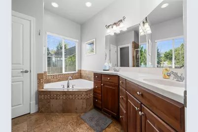 2639 W Pebble Creek Ln N, Lehi, UT 84043 - Photo 14