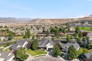 2639 W Pebble Creek Ln N, Lehi, UT 84043 - Photo 30