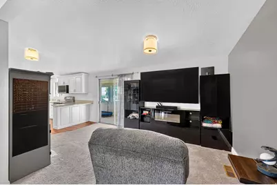 1045 Peach Dr, Ogden, UT 84404 - Photo 4