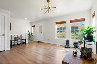 562 W 900 S, Tooele, UT 84074 - Photo 4