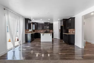 467 E Rue De Paris, Vineyard, UT 84059 - Photo 4