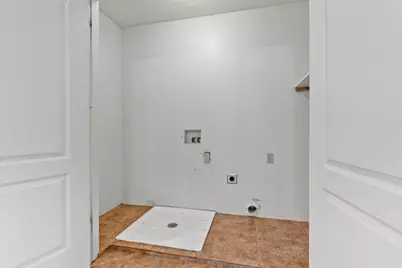 897 E Elm St, Layton, UT 84041 - Photo 20