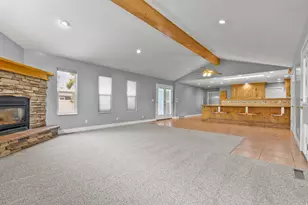 897 E Elm St, Layton, UT 84041 - Photo 8