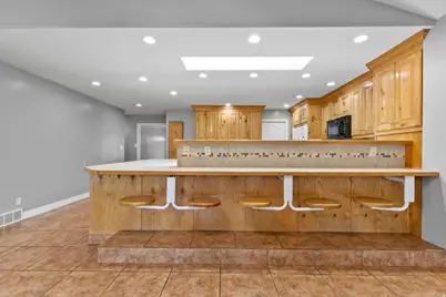 897 E Elm St, Layton, UT 84041 - Photo 12