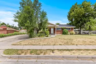 897 E Elm St, Layton, UT 84041 - Photo 1
