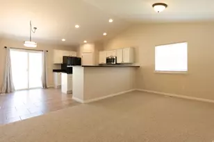 763 N Canterburry Ct E, Saratoga Springs, UT 84045 - Photo 4