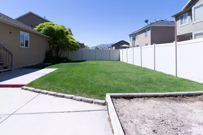 763 N Canterburry Ct E, Saratoga Springs, UT 84045 - Photo 18
