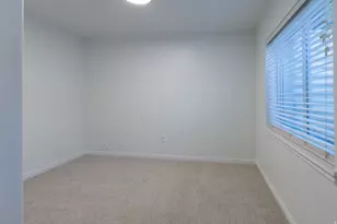 763 N Canterburry Ct E, Saratoga Springs, UT 84045 - Photo 14