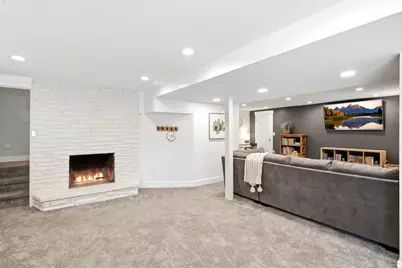 555 E Pages Ln, Centerville, UT 84014 - Photo 34