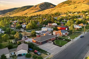 555 E Pages Ln, Centerville, UT 84014 - Photo 6