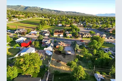 555 E Pages Ln, Centerville, UT 84014 - Photo 54
