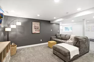 555 E Pages Ln, Centerville, UT 84014 - Photo 40