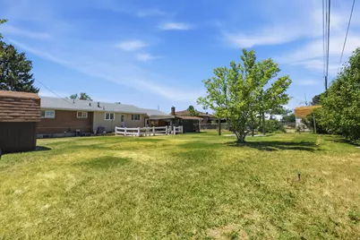 2212 W 5150 S, Roy, UT 84067 - Photo 20