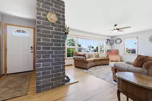 2212 W 5150 S, Roy, UT 84067 - Photo 8